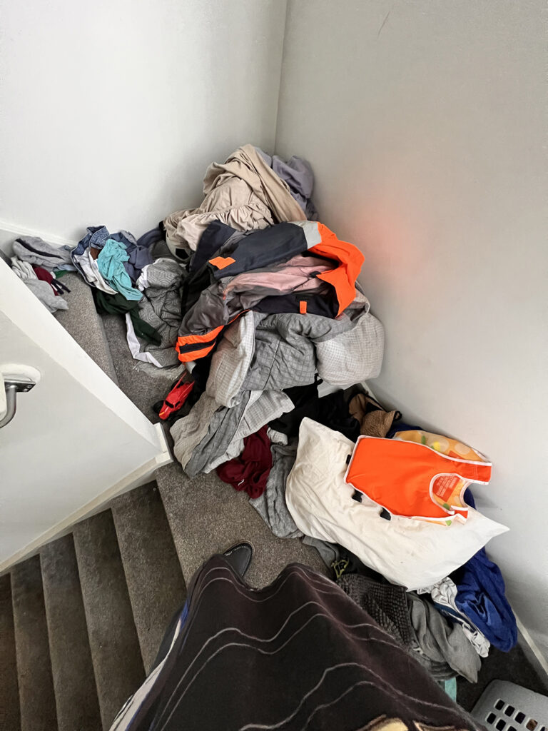 Mitch Vahldieck -- the mess on the landing, 2023